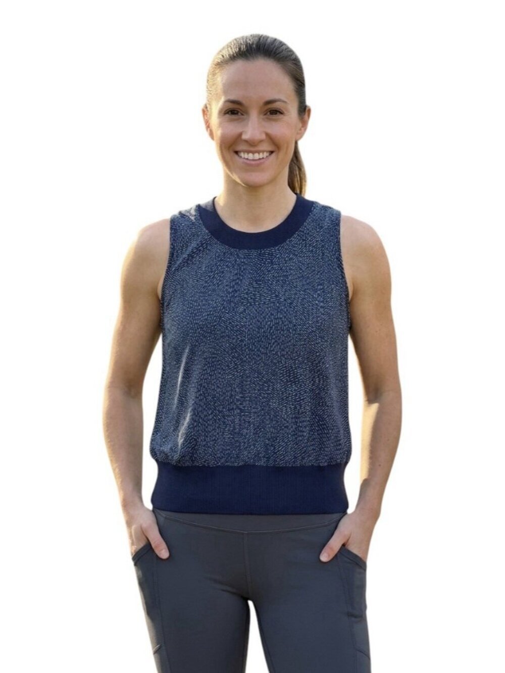Athleta Zephyr Shell Tank Top Womens Medium Blue Geometric Sleeveless Crew Neck